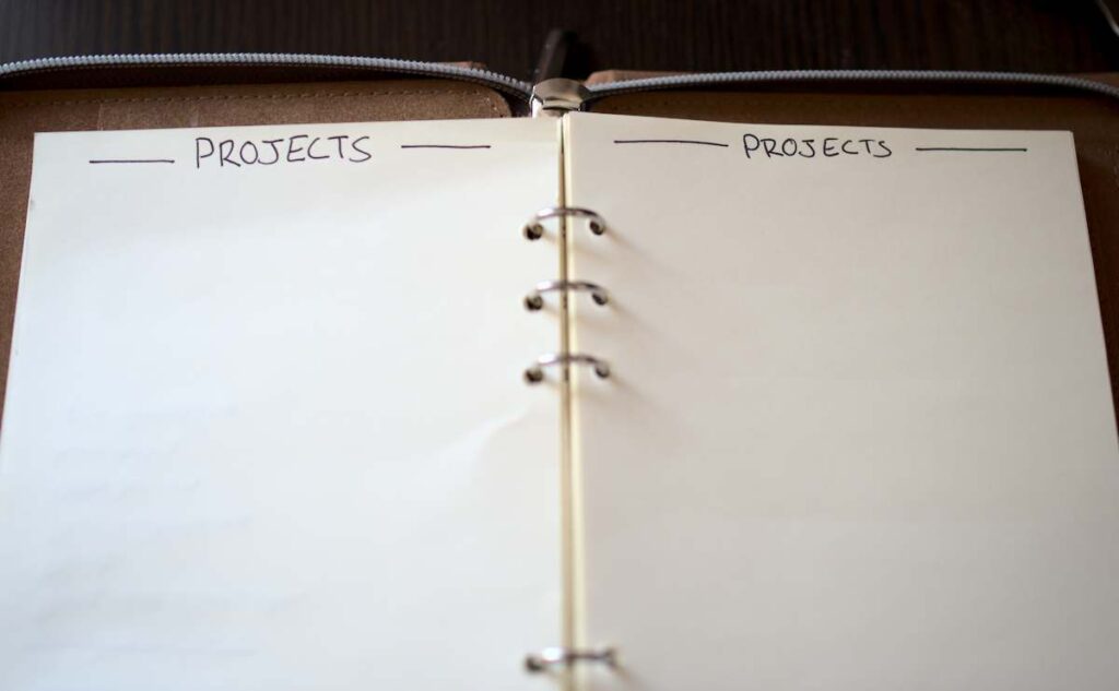 Notebook with projects list